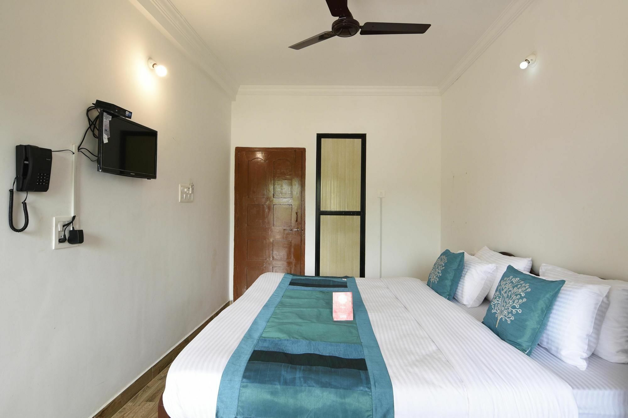 Frank Guest House Baga Extérieur photo